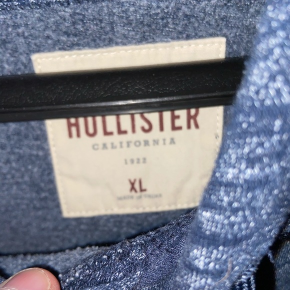 Hollister Hoodie - Picture 3 of 3